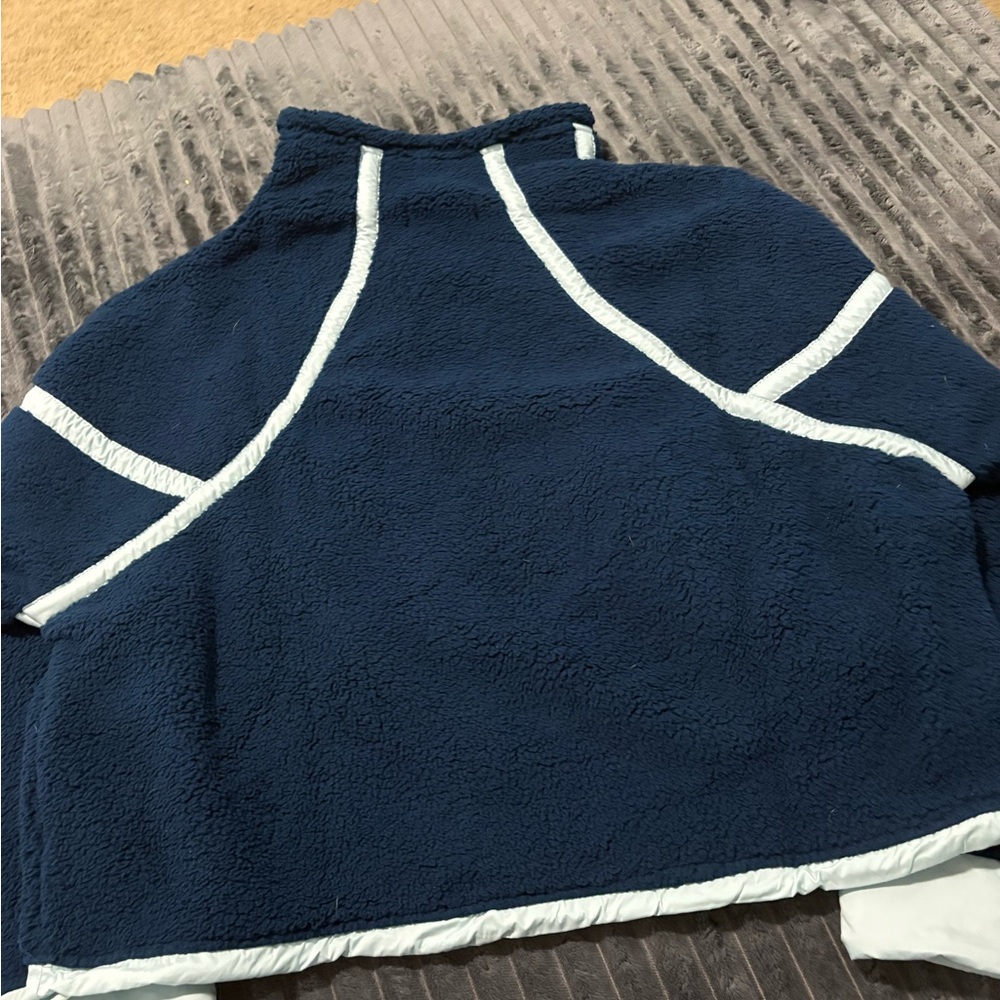 Simply southern pullover - Picture 2 of 2